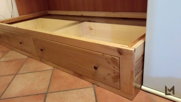 Letto in castagno massello