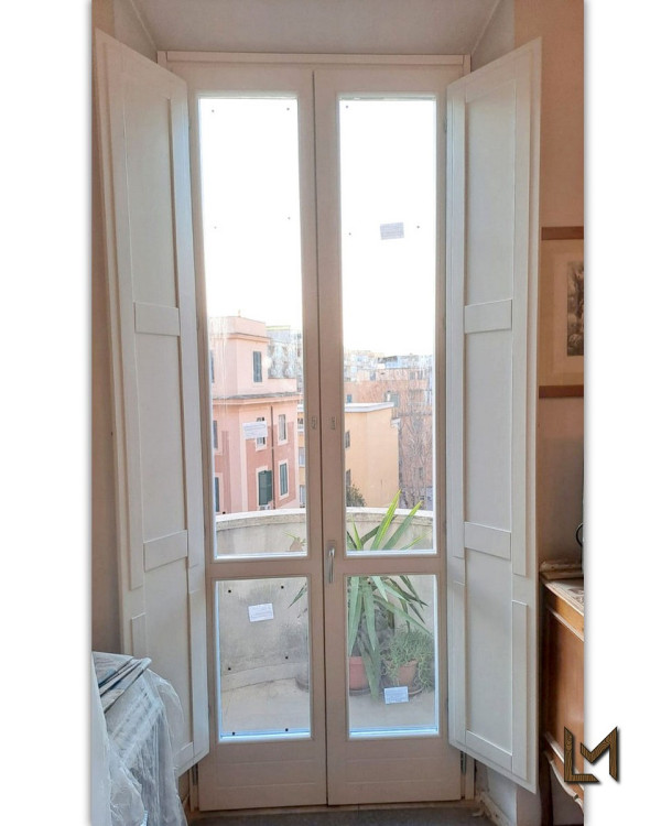 Infissi in mogano laccato