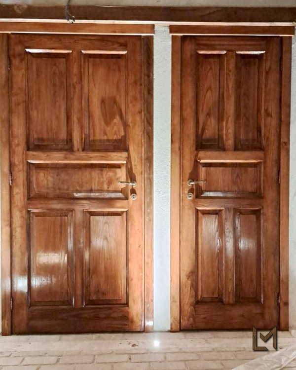 Porte in castagno 5 bugne
