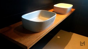 Piano bagno in frassino mielato