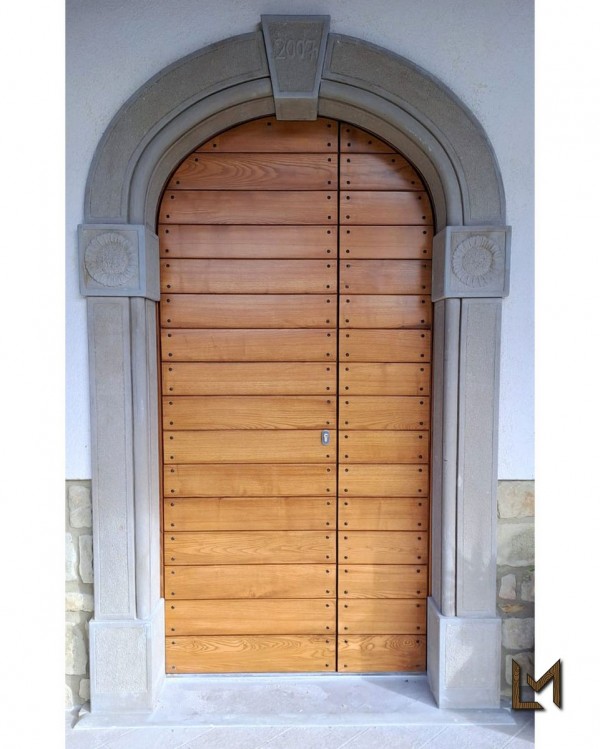 Portone alla mercantile tondo
